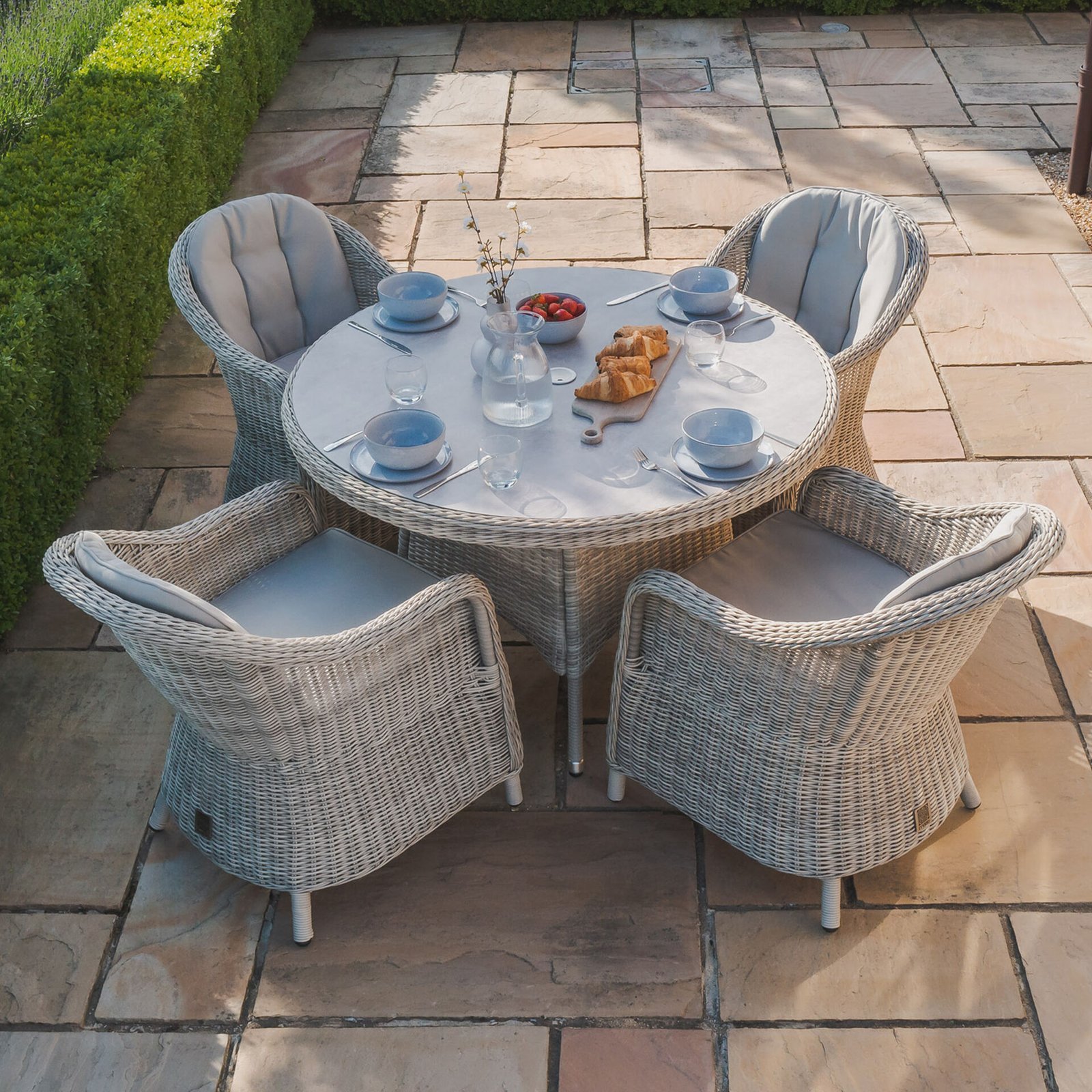 Oxford Heritage 4 Seat Round Rattan Dining Set - Ceramic Glass - Image 2