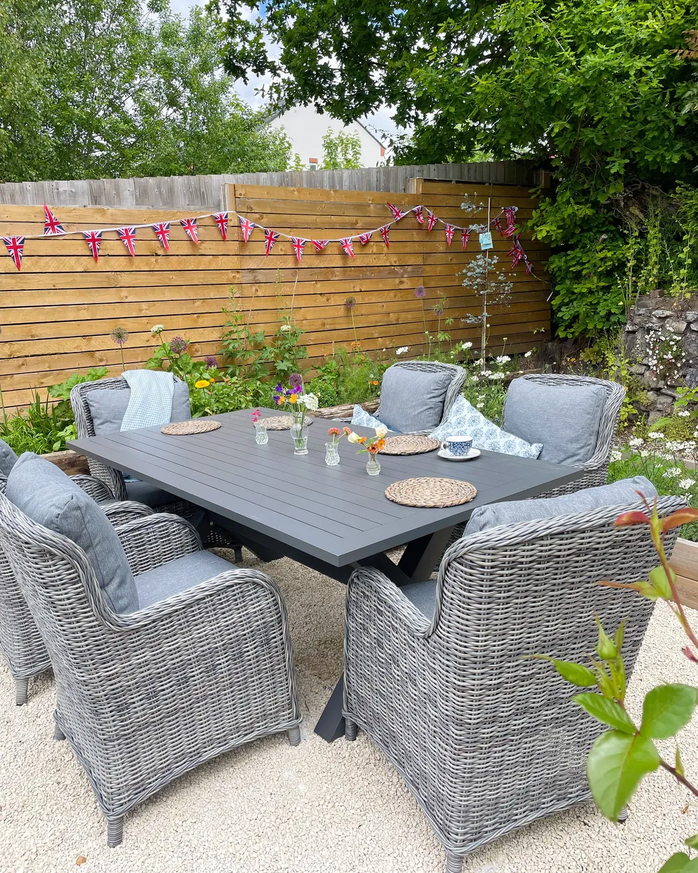 1 Garden Dining Set 6 Seater CASCAIS with Cushions PE Rattan Grey